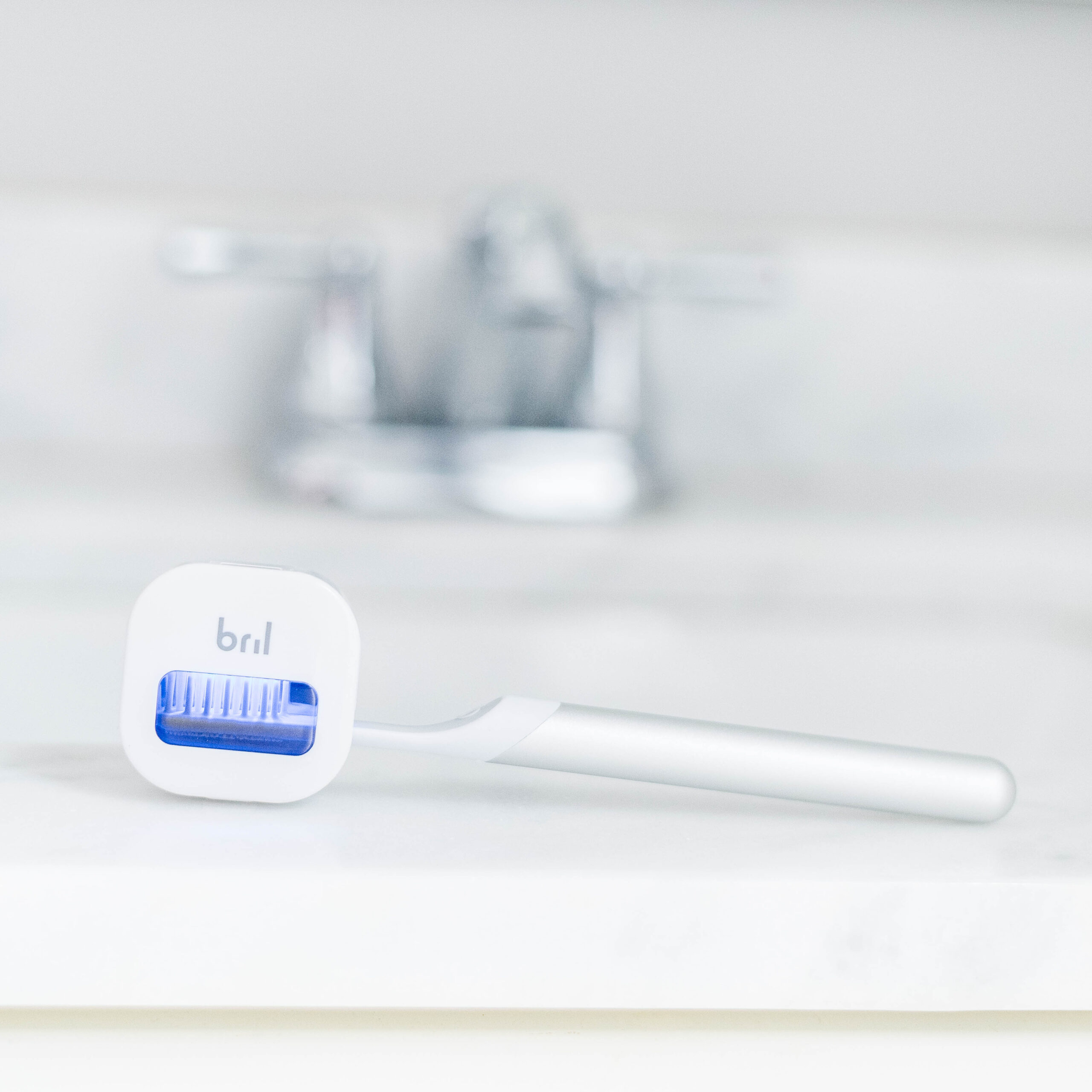 Bril UV Toothbrush Sterilizer